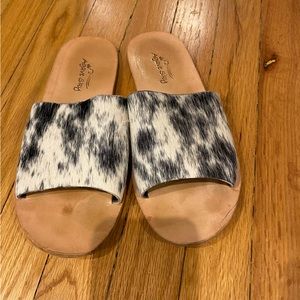 Agave Sky Cowhide Sandals